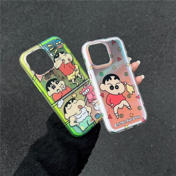 クレヨンしんちゃん iphone16/16pro ケース 可愛い CRAYON ブランド しんちゃん キャラクター iPhone15/14 ケース 人気 レーザー アイフォン13 ケース アクリル 耐衝撃 保護