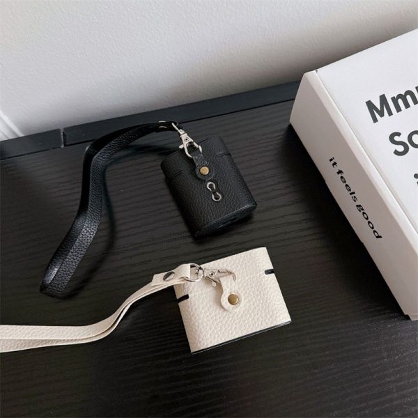 Margiela エアポッツ airpodsケース 第四世代 ハイブランド airpods pro2ケース マルジェラ レザー ストラップ付き エアポッツ プロ ケース おしゃれ ブランド ペア お揃い - 画像 (8)